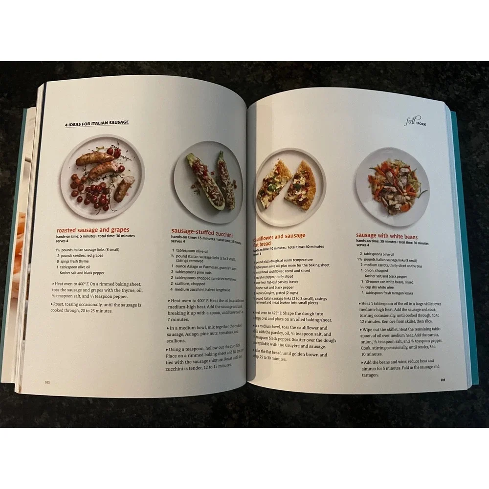 Real Simple Easy,‎ Delicious Home Cooking Cookbook: 250 Recipes Season